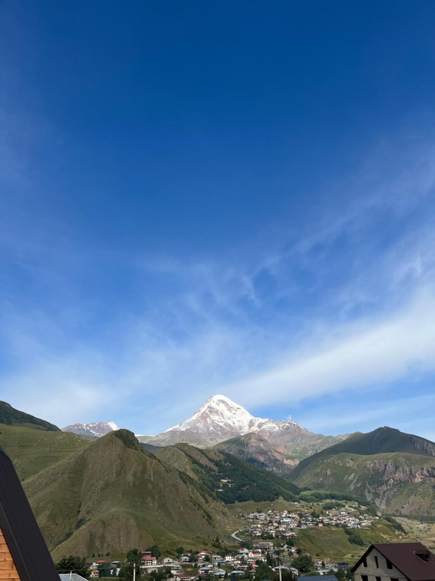 Ska Cottage Kazbegi Bagian luar foto